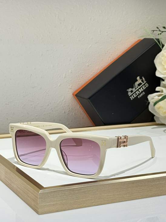 Picture of Hermes Sunglasses _SKUfw74525441fw